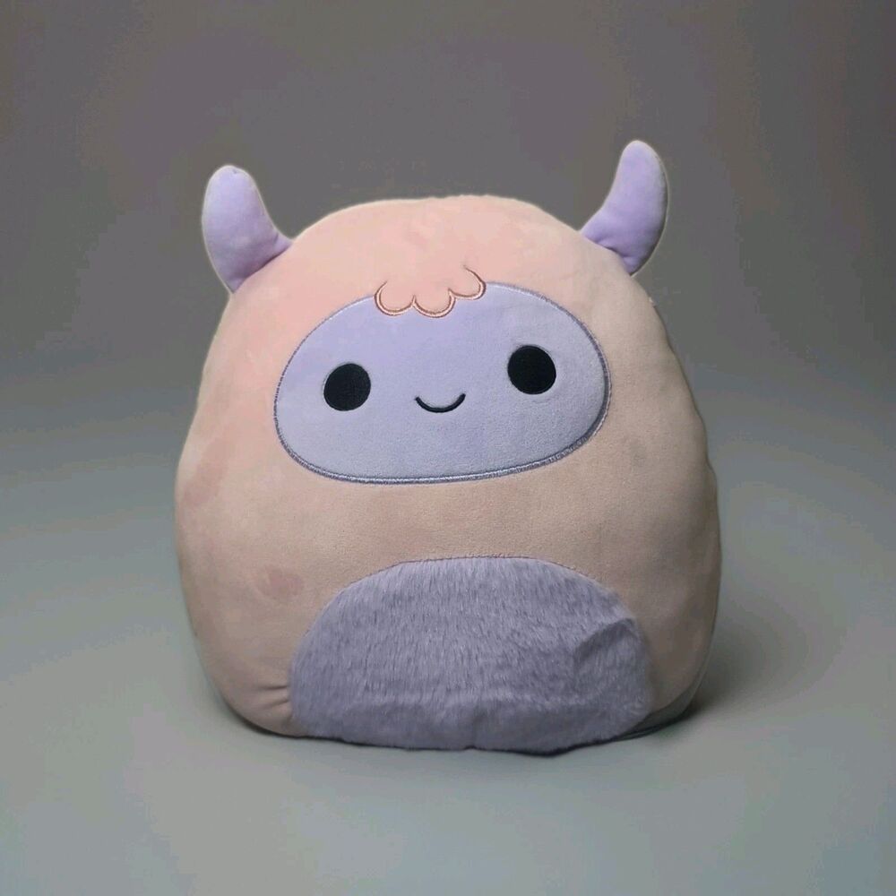 Toy Squishmallow Ronaldo Yeti Plush 11”